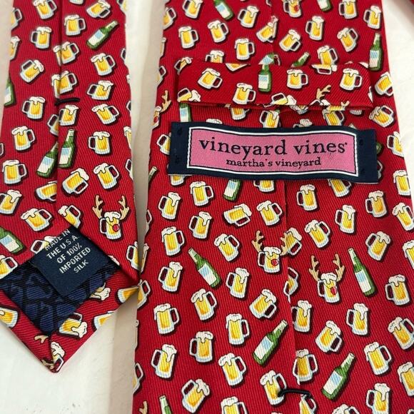 Vineyard Vines Red Beer Bottle Stein Rudolph Festive Silk Neck Tie - Picture 8 of 8